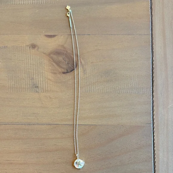 Kendra Scott “K” Pendant Necklace - Picture 5 of 14